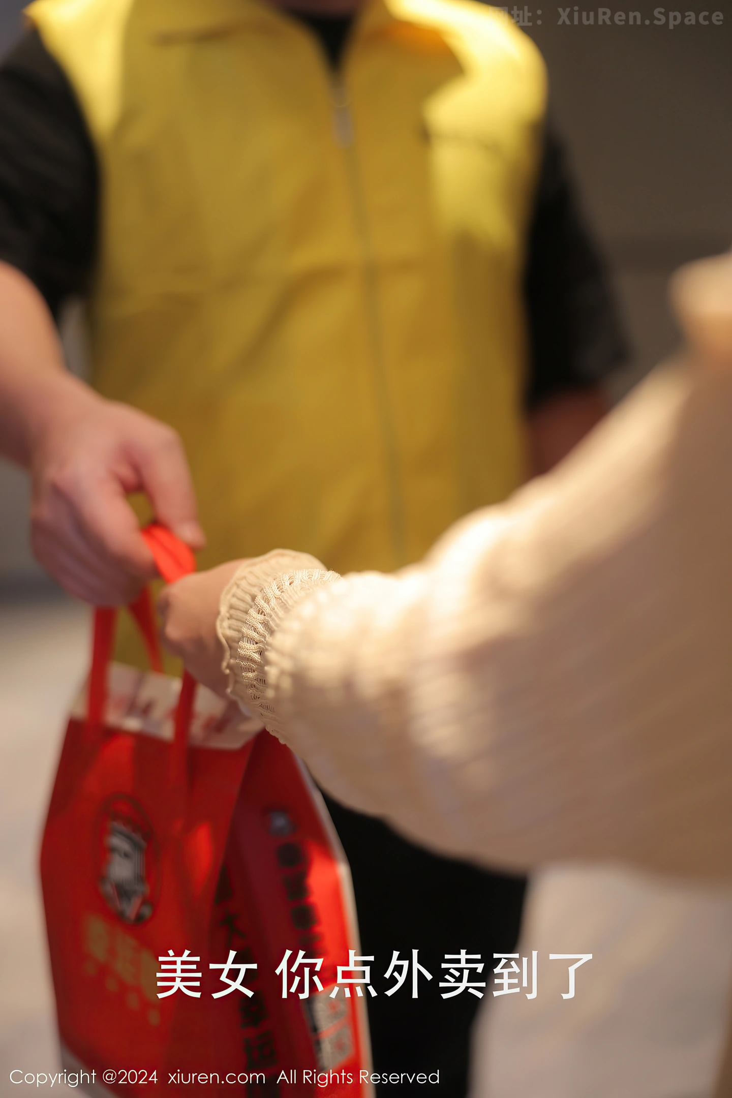 图片[5]-[XiuRen秀人网]VOL.8181 模特小薯条nienie剧情演绎性感黑色蕾丝服饰秀惹火身材诱惑写真85P-秀人网官方网站